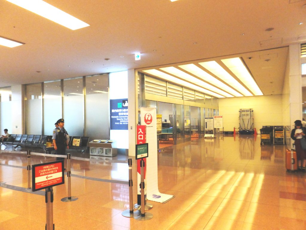 空港 ターミナル 国内線 羽田 jal 羽田空港のJALターミナルはどこ？ラウンジの利用方法や料金は？